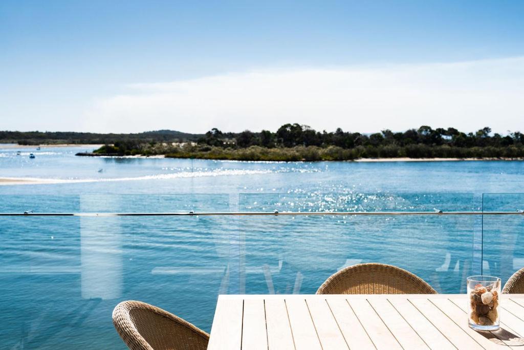 Noosa Quays Aparthotel Bagian luar foto