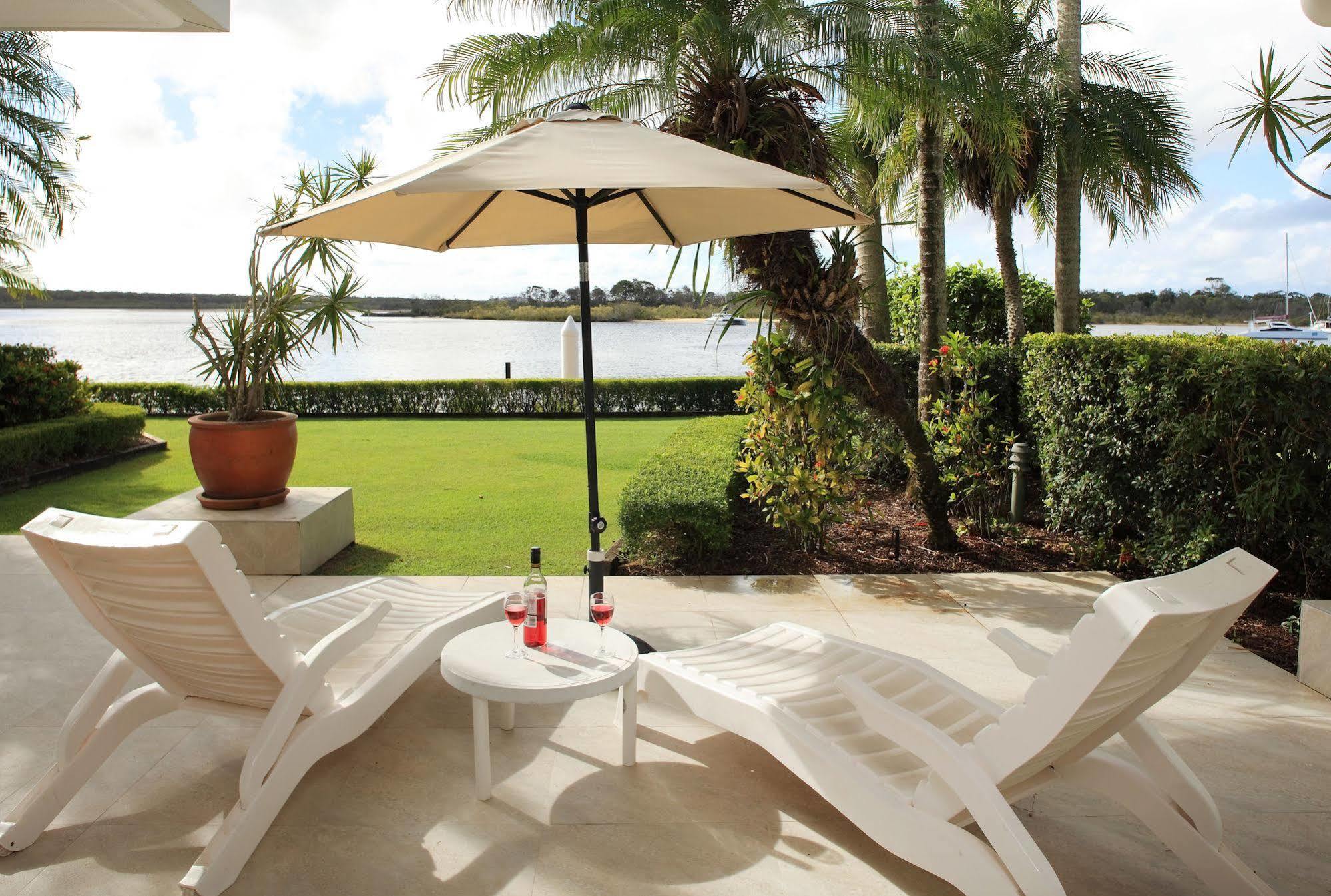 Noosa Quays Aparthotel Bagian luar foto