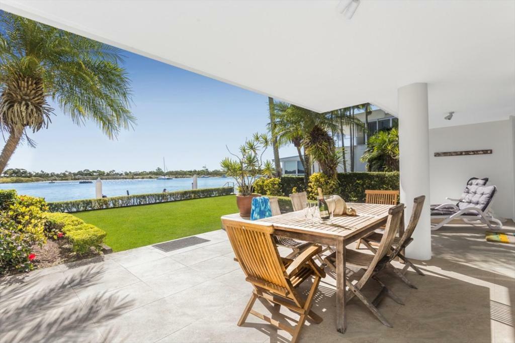 Noosa Quays Aparthotel Bagian luar foto